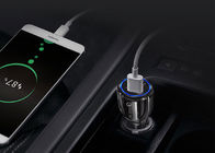 El vehículo USB dual vira el cargador del coche hacia el lado de babor del control de calidad 3,0 de 36W 6A